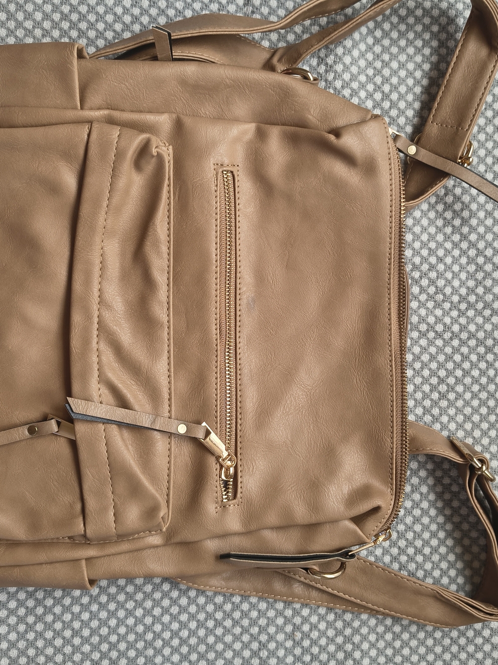 Classic Tan Women's Backpack Tote - Stylish Everyday Bag